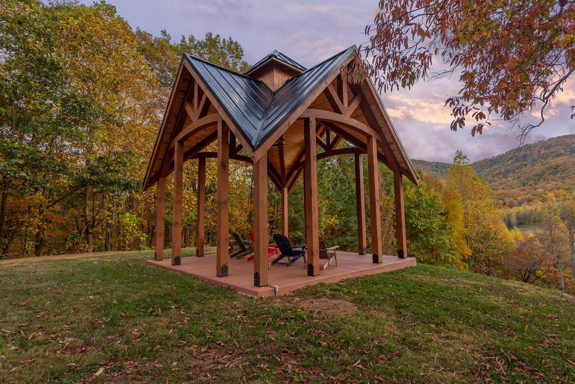 Engadine Inn And Cabins Candler Buitenkant foto